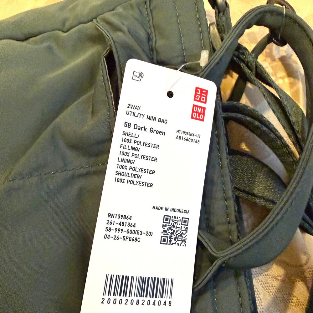 Uniqlo 2Way Utility Mini Bag in Dark Green - Picture 12 of 12